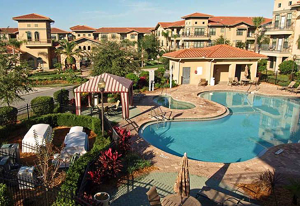 Bella Piazza Pool Overview