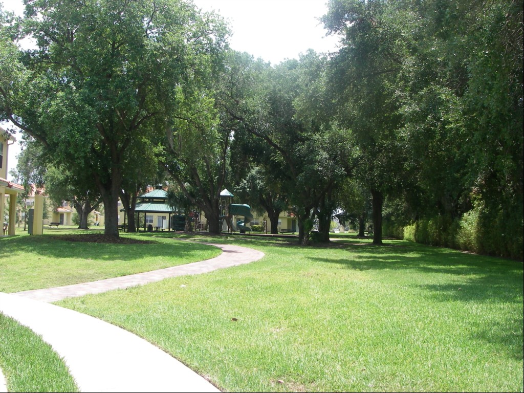 Compass Bay Kissimmee Grounds