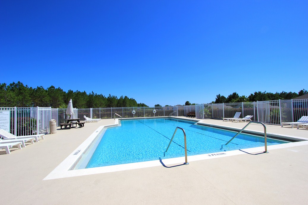 Highlands Reserve Community Pool