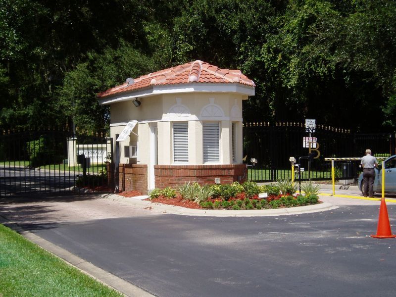 Lake Berkley Resort Entrance