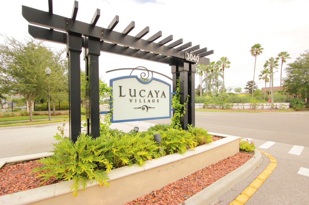 Lucaya Village Resort Entrance