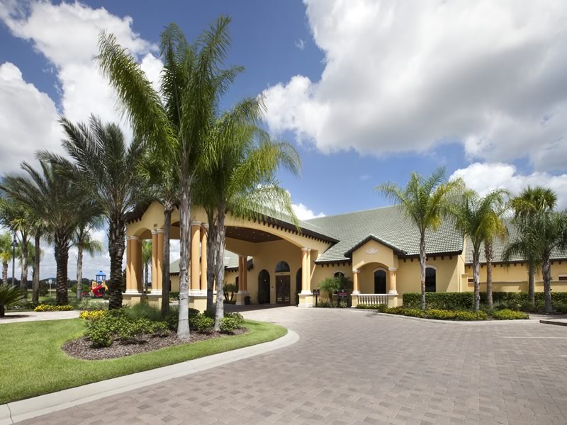 Paradise Palms Resort Entrance