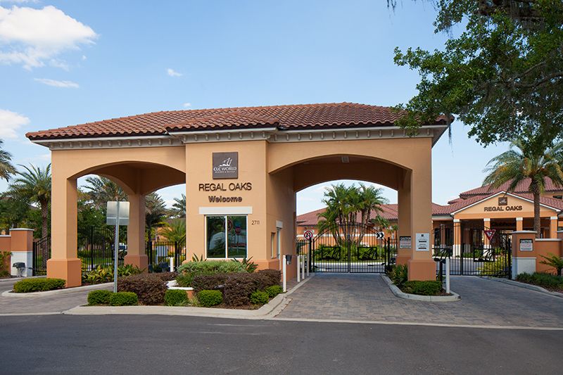 Regal Oaks Kissimmee Entrance