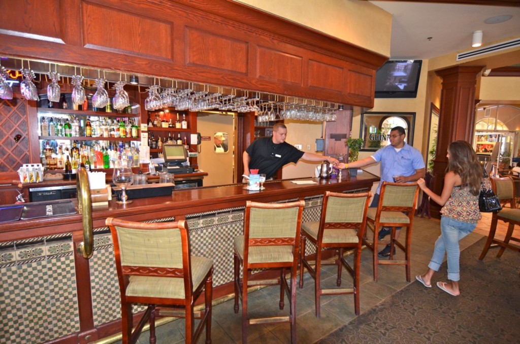 Regal Palms Resort Orlando Sports Bar