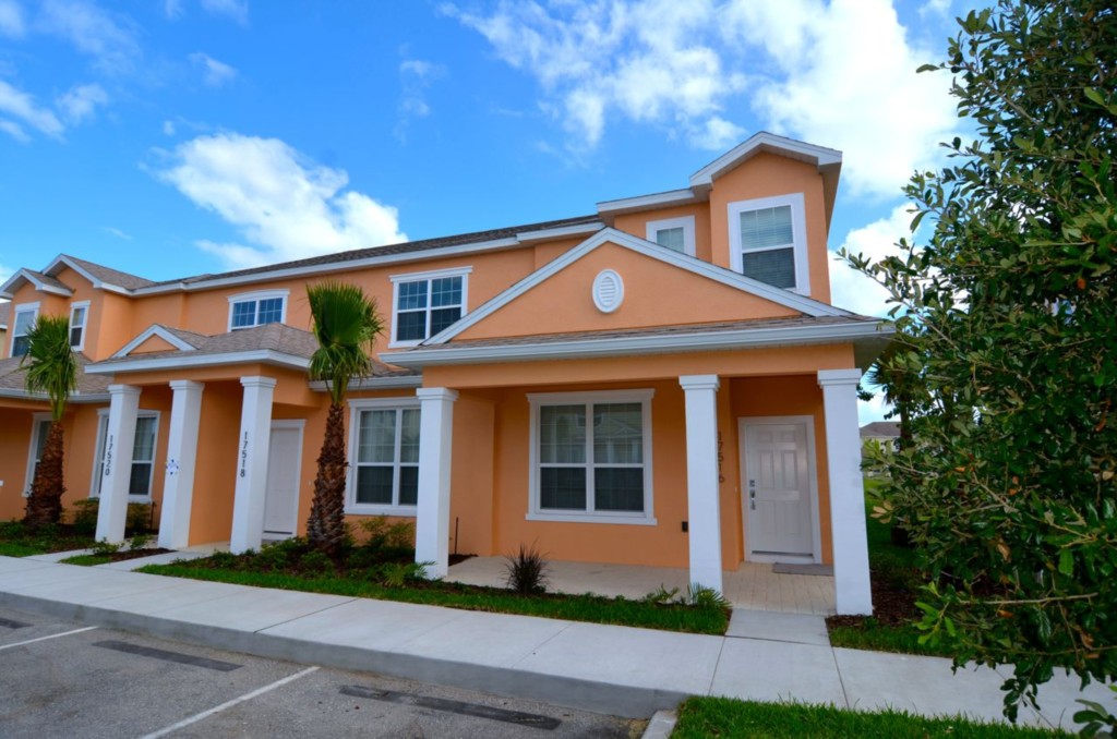 Serenity Townhouses