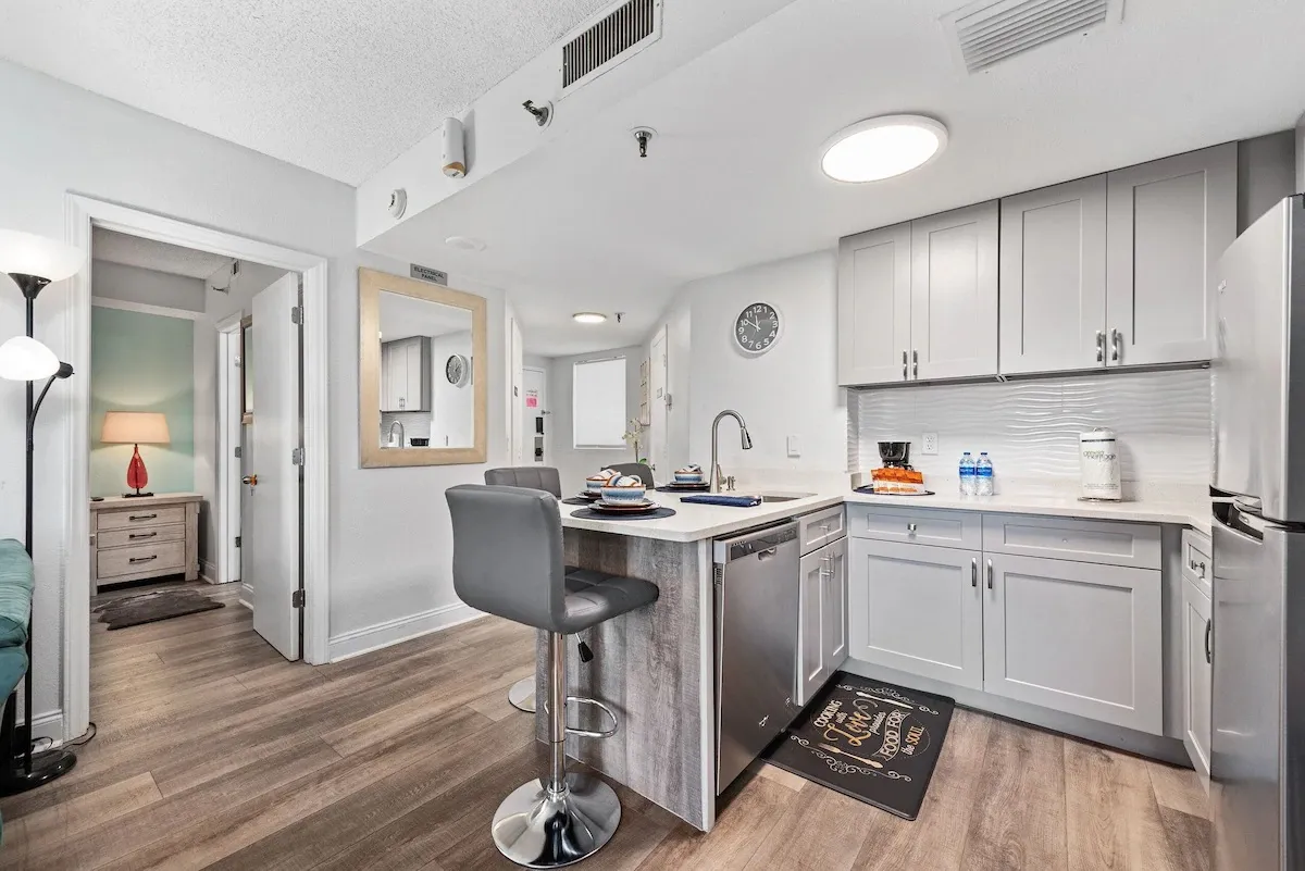 Enclave Suites