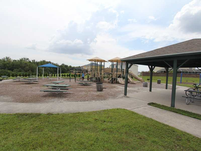 Crescent Lakes Children's Play Area